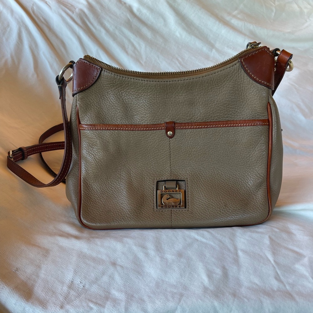 Vintage Dooney & Bourke Leather Crossbody Body